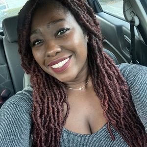 Meet your Posher, Janay